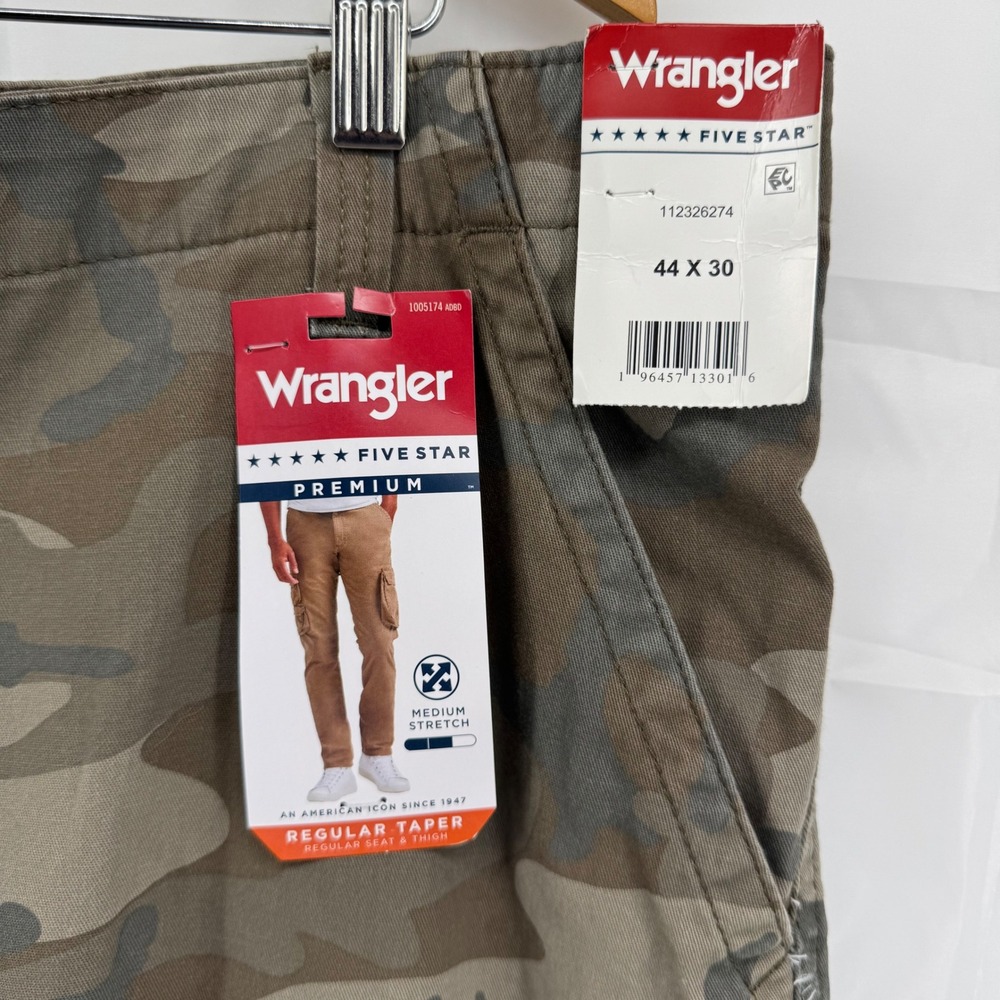 Wrangler Cargo Pants Mens 44x30 Green Camo Five Star Premium Regular Taper NWT - Picture 4 of 12